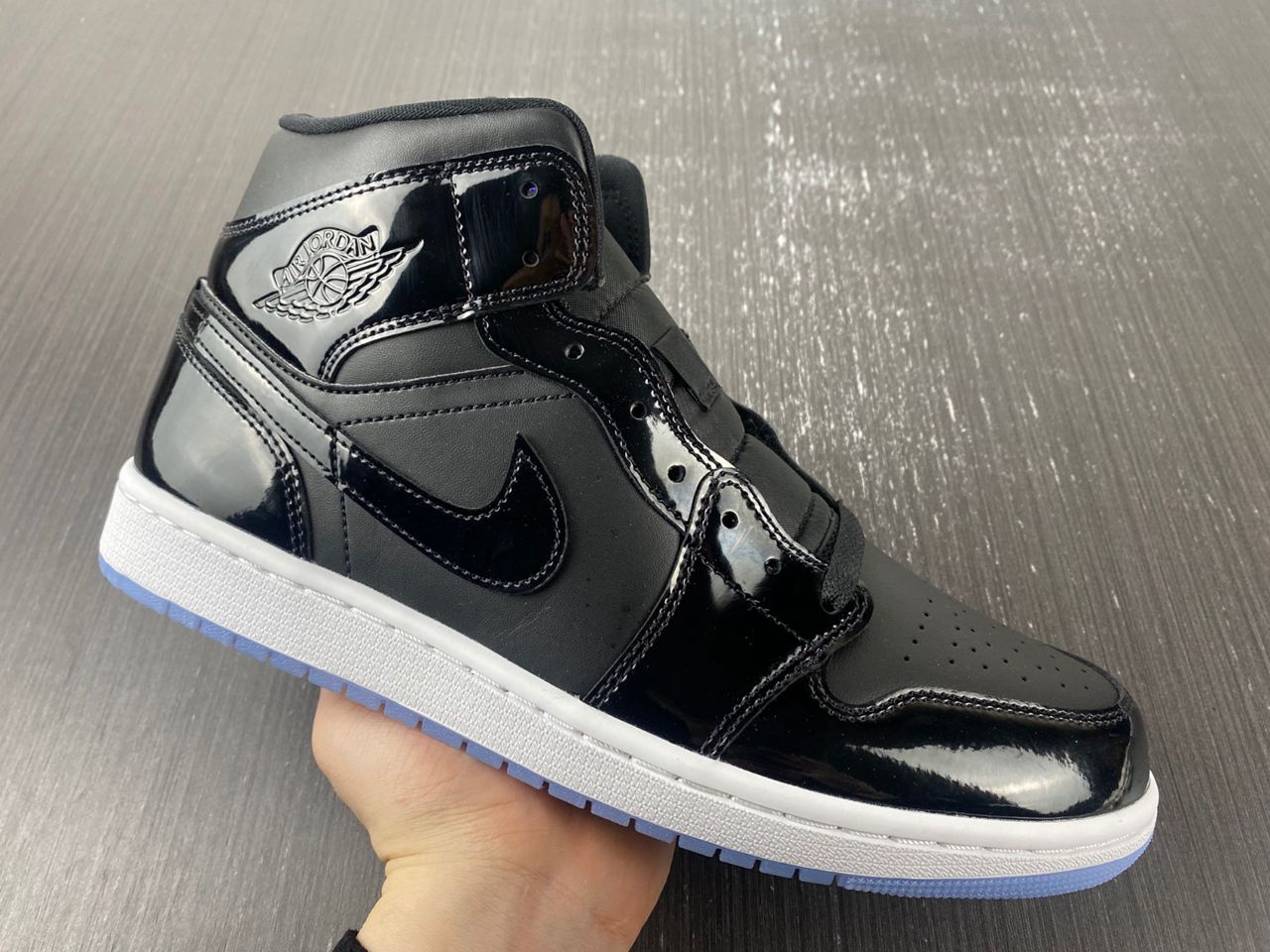 Air Jordan 1 Mid ??Space Jam DV1308-004